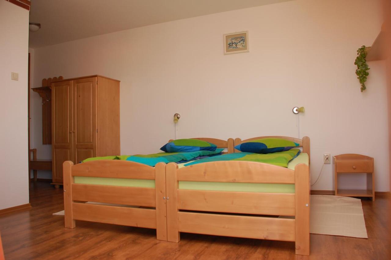 Bed and Breakfast Horizont Panzio Odorheiu Secuiesc Exterior foto