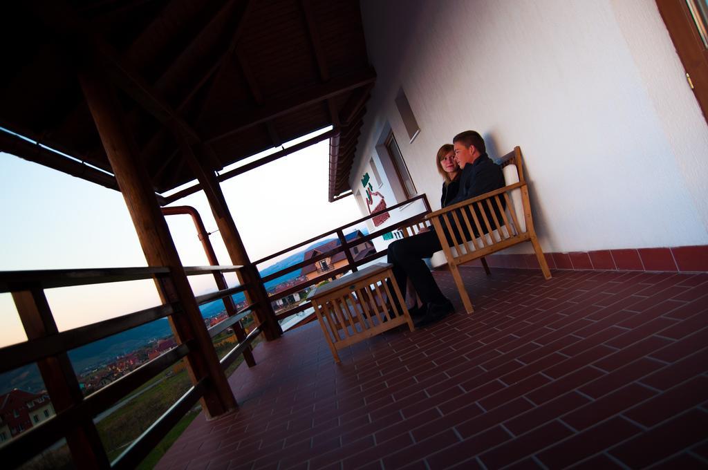 Bed and Breakfast Horizont Panzio Odorheiu Secuiesc Exterior foto